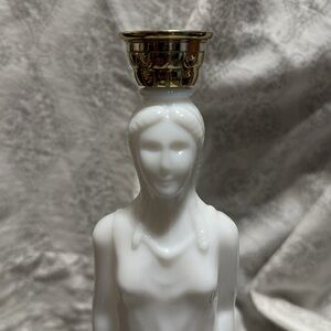 Vintage Avon bottle. No chips or cracks.